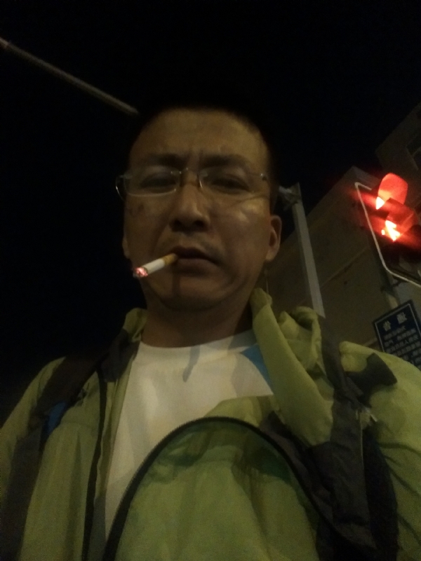 认真的生活的第一张照片--普兰店交友中心